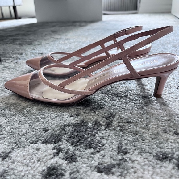 Stuart Weitzman Mondrian Patent Leather Slingbacks, size 7, kitten heels, nude - Picture 2 of 3